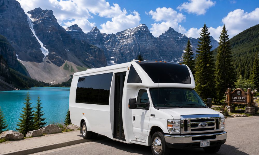 24 - 36 Passenger Mini Coach Bus